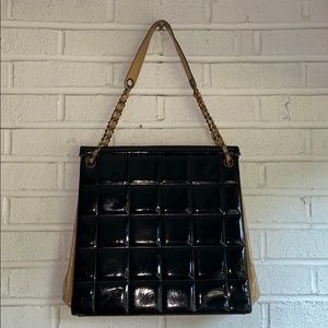 Patent preowned black and bridge Chanel bag